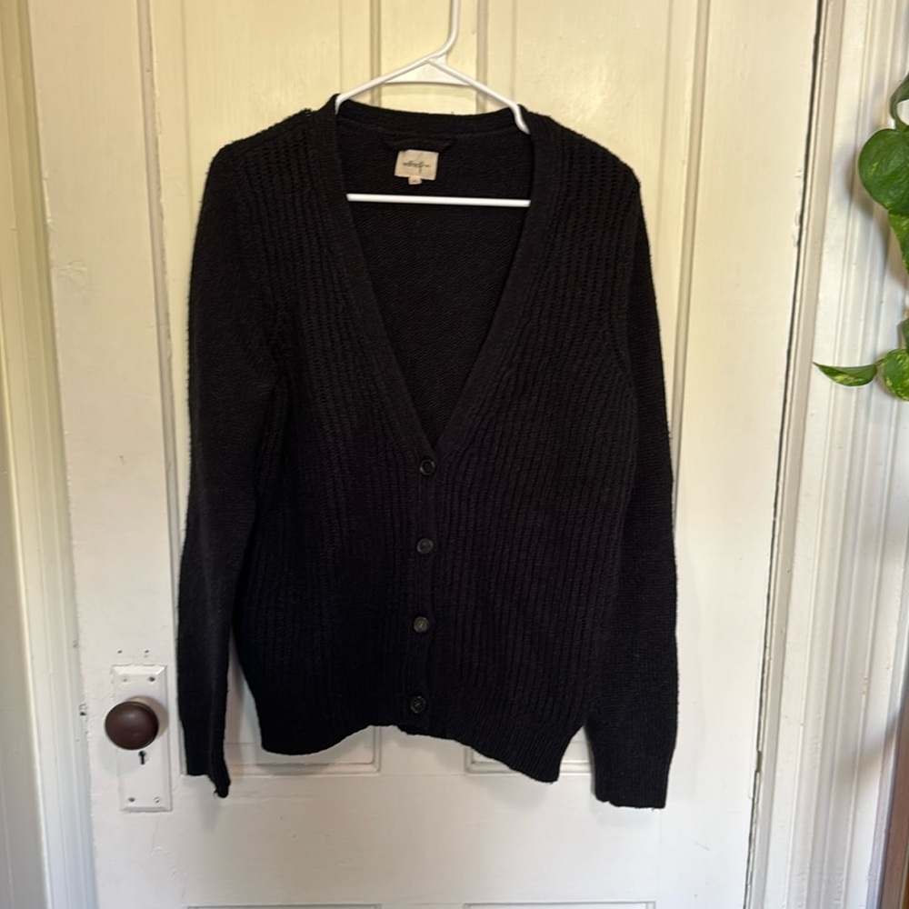 Wilfred Free Button-Up Wide V-Neck Cardigan